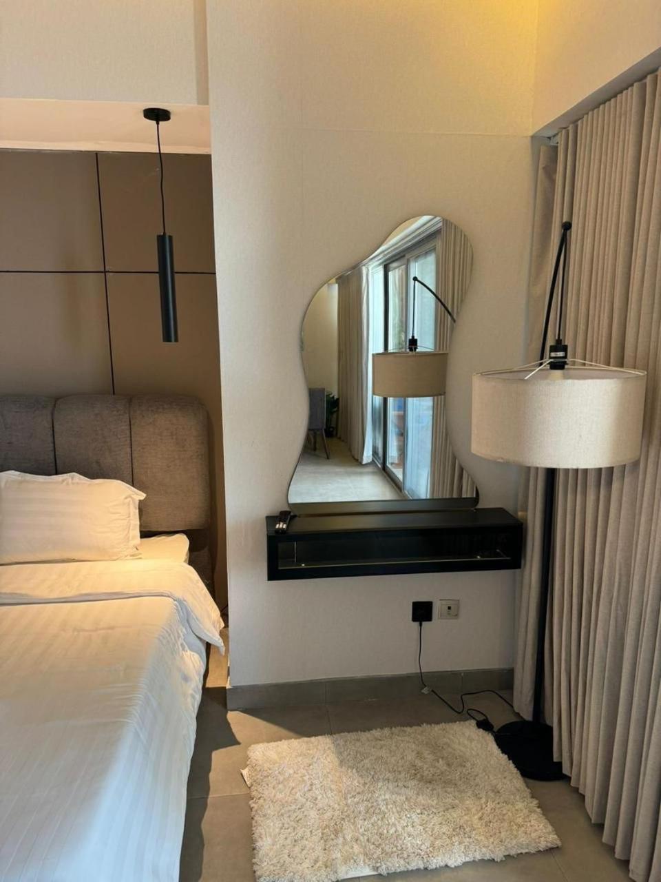 اجنحة برج داماك - Damac Tower Apartment *