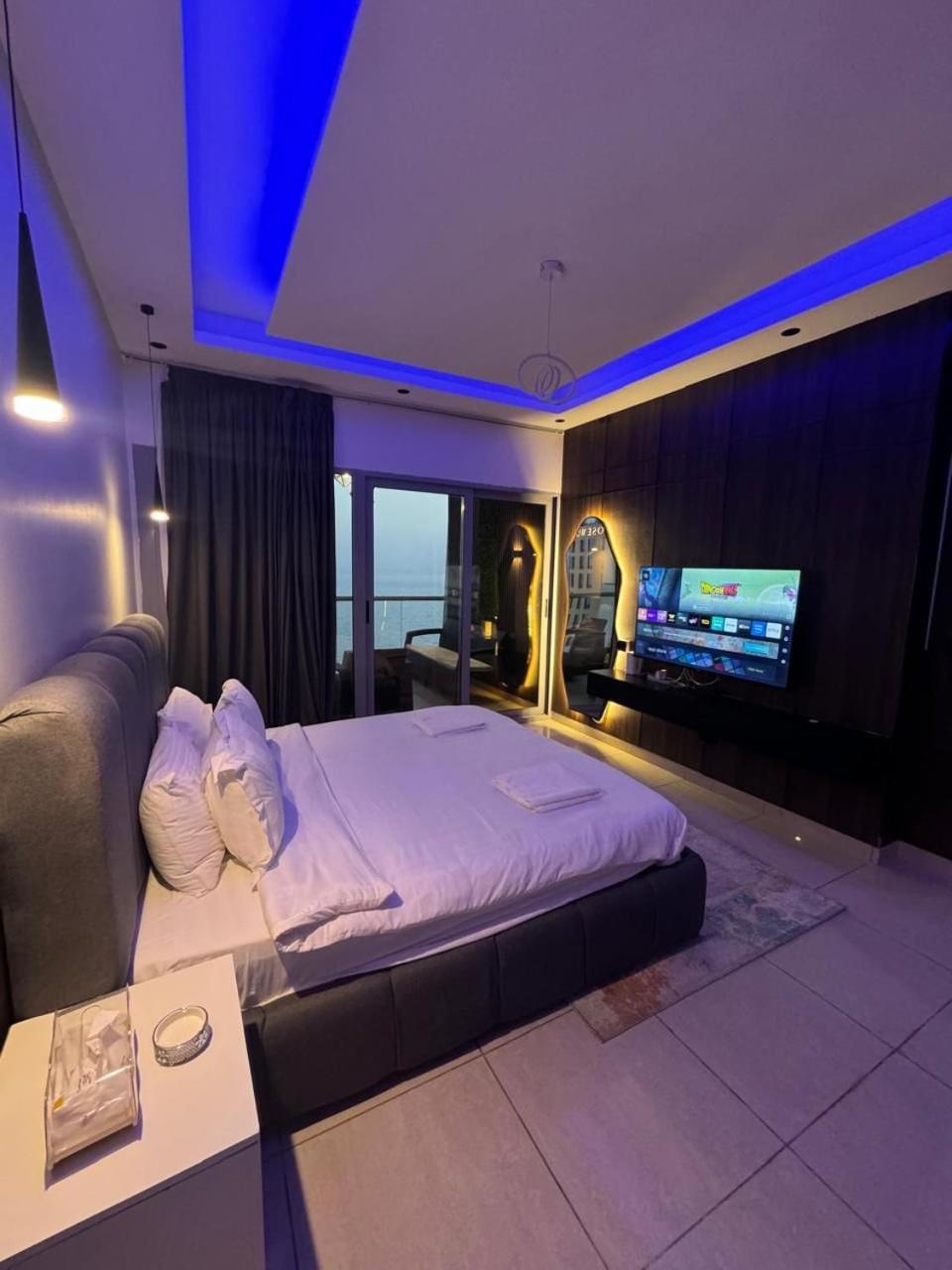 اجنحة برج داماك - Damac Tower *