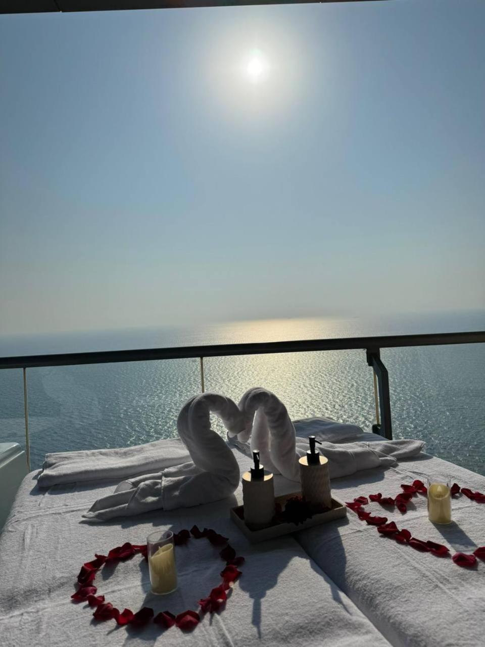 اجنحة برج داماك - Damac Tower Apartment *